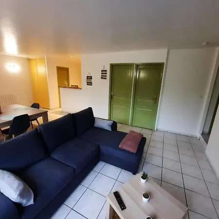 Proche Zone Industrielle, Wi-fi, Netflix, Confort Apartamento *