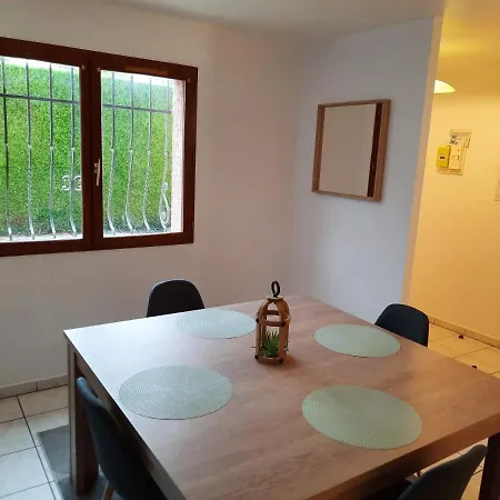 Proche Zone Industrielle, Wi-fi, Netflix, Confort * Maubeuge