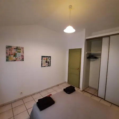 Proche Zone Industrielle, Wi-fi, Netflix, Confort Appartement Maubeuge