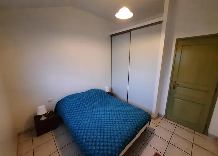 Appartement Proche Zone Industrielle, Wi-fi, Netflix, Confort Maubeuge